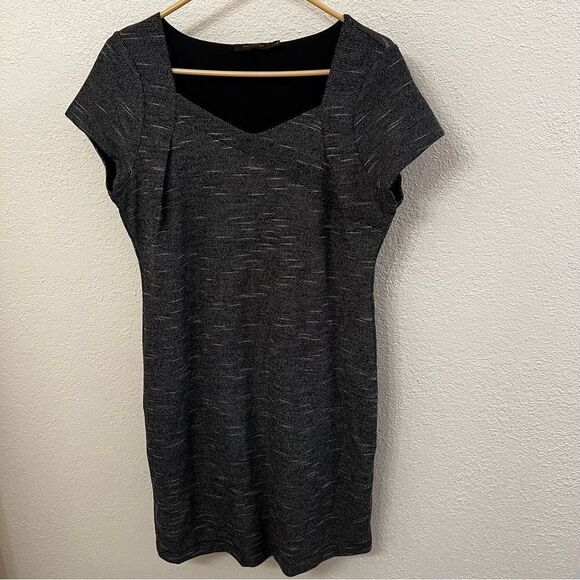 The Limited Grey Short Sleeve Dress (Size Large) - Picture 1 of 4